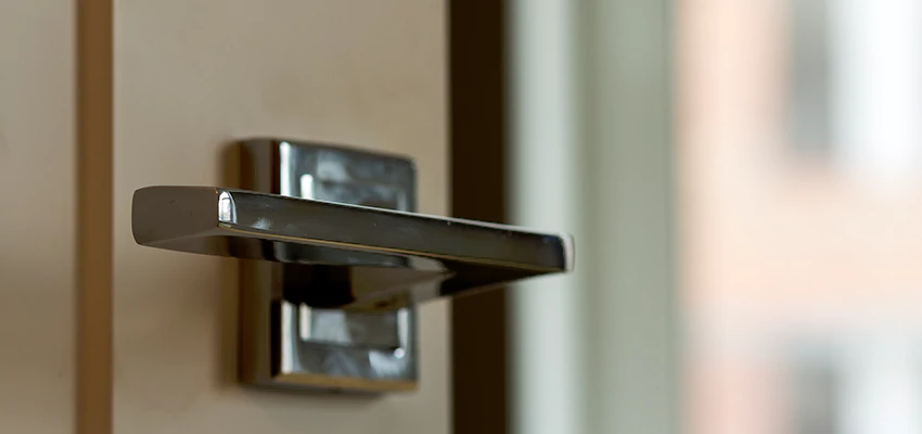 Door Lever Knob Repair in Jupiter, Florida