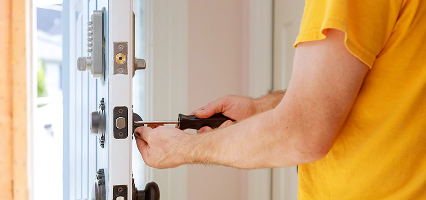 Eviction Locksmith For Key Fob Replacement Services in Jupiter, FL